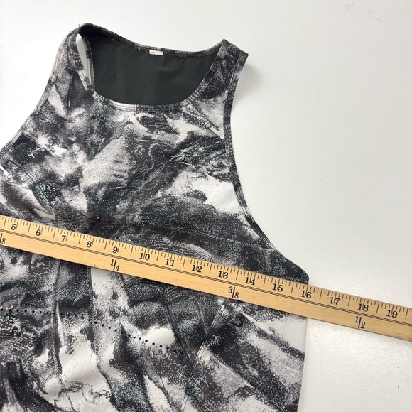 Lululemon Swift Ventilated Racerback Running Tank Top Sz 2 Black/White High Neck - Picture 11 of 13